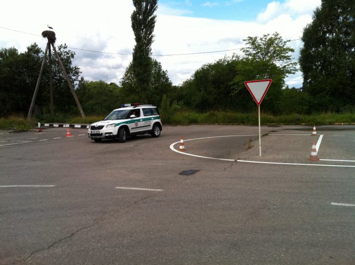Policija